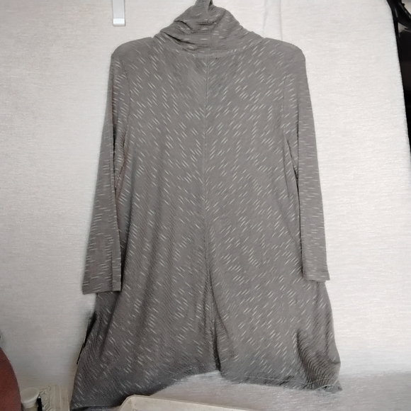 DKNY Jeans Size Large Gray Cowl Collar  Knit Sweater NWT - Picture 8 of 8